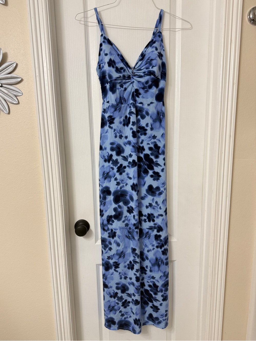No Boundaries Blue Floral Twist Front Maxi Dress Padded Adjustable Straps Size S